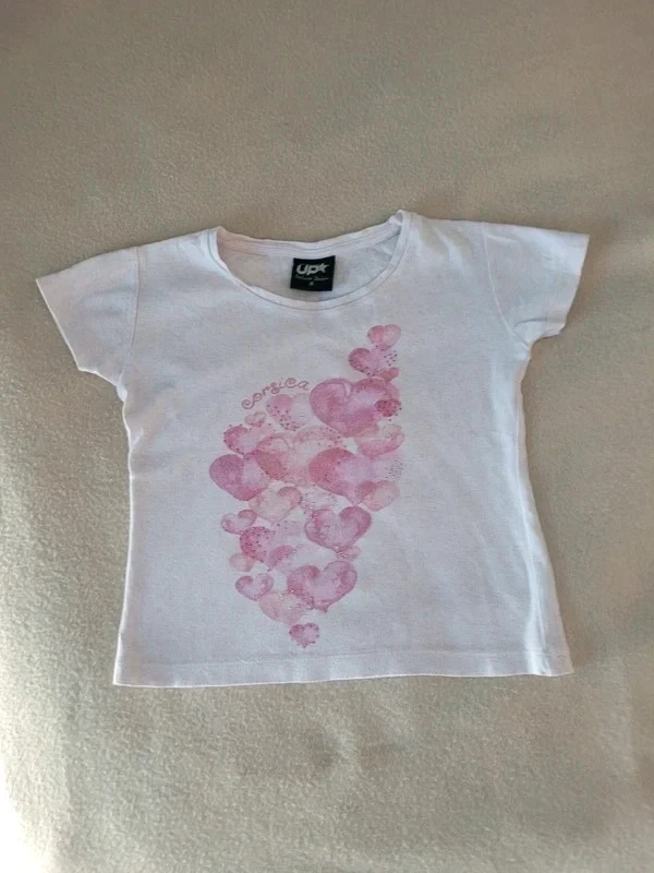 T-shirt up 8 ans